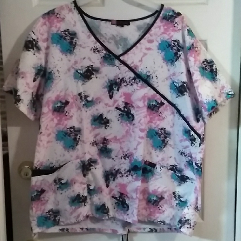 Scrub top